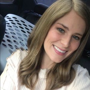 Meet your Posher, Jenna